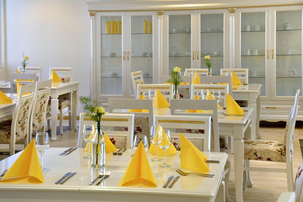 Hotel Golden Dome Иисалми Экстерьер фото